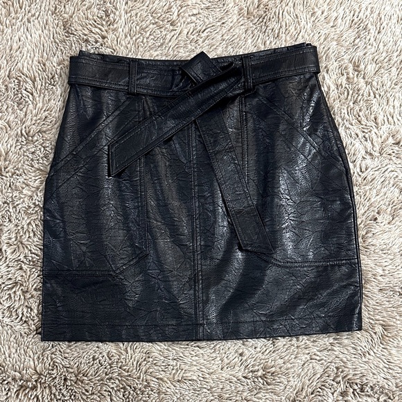 Shinestar Dresses & Skirts - Shinestar Mini Skirt